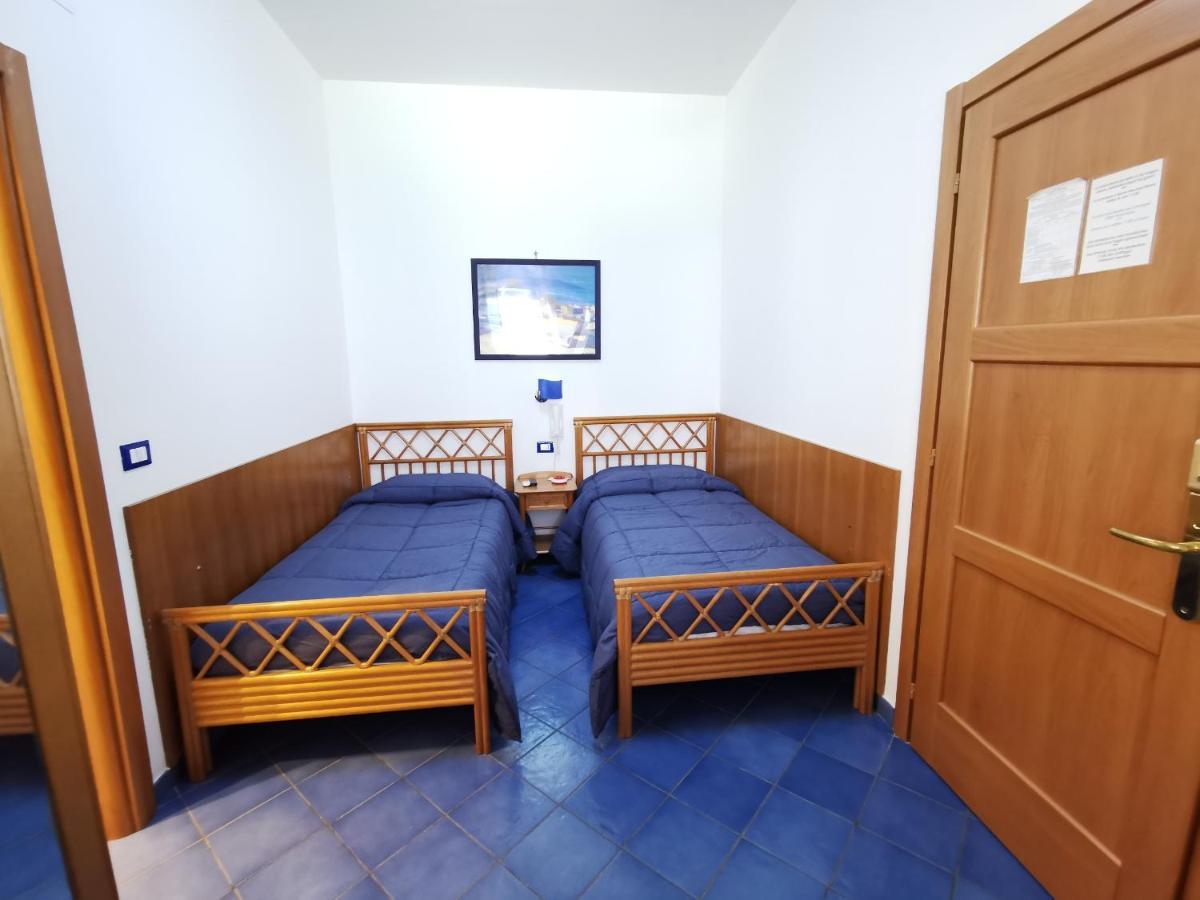 Al Baglio Hotel Mondello Bagian luar foto